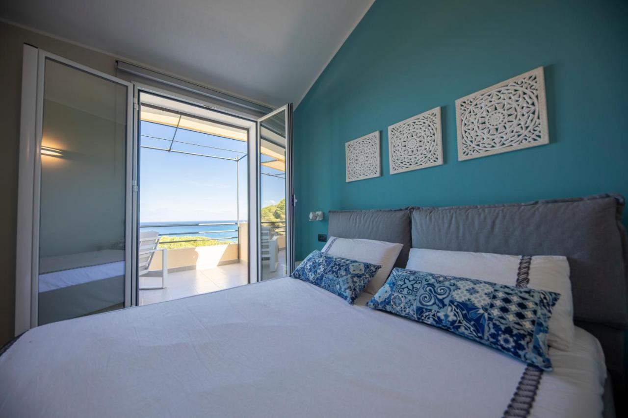 Ilenia Seaview Apartment เชฟาลู ภายนอก รูปภาพ